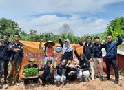 Fakultas Teknik UTB Bantu Petani Kota dengan Bibit Cabe