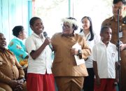 Kunjungan ke Jayawijaya, Wamendagri Ribka Ingatkan Bahaya Stunting bagi Anak-Anak