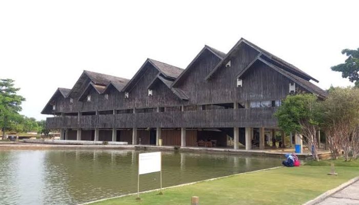 Talang Air Tersumbat Picu Genangan di Sesat Agung Tubaba, PUPR Pastikan Bukan Kebocoran Atap